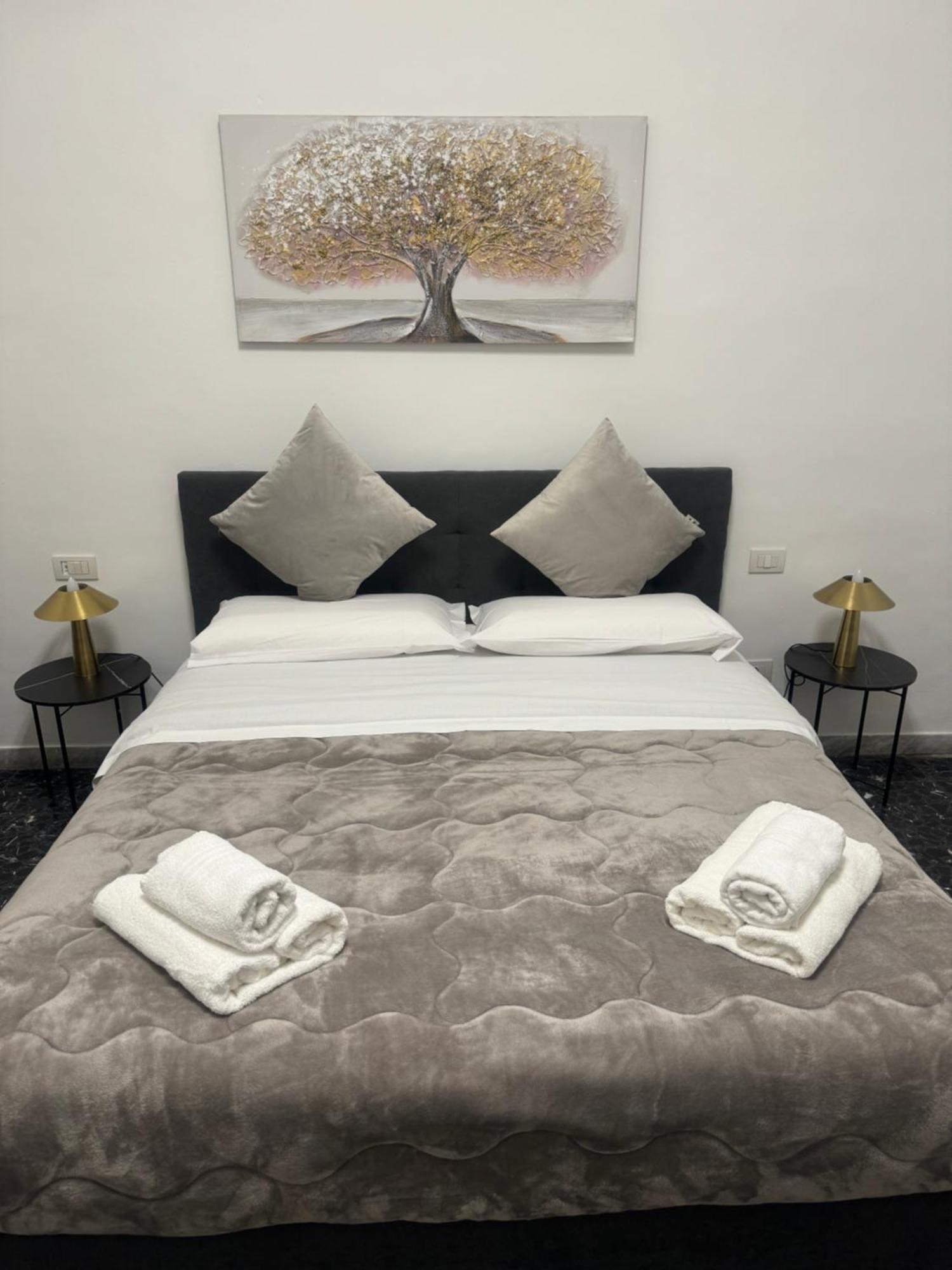 Larisa Home Apartment ローマ エクステリア 写真